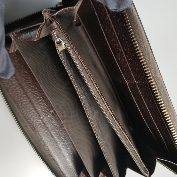 GUCCI Beautiful Classic Signature Large Zippy compact Gucci wallet Italy - Picture 15 of 16